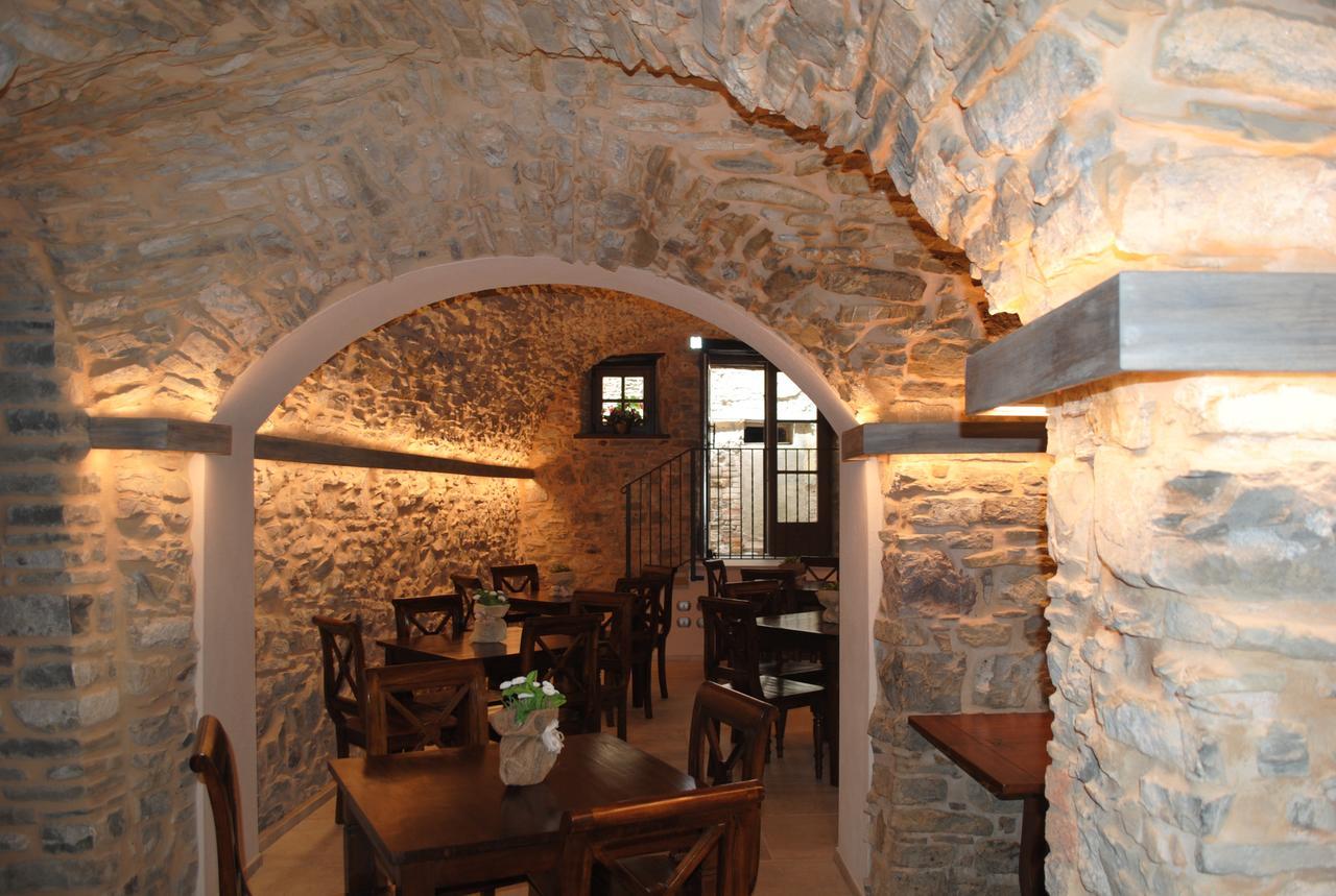 Ca Del Grano Hotel Bardi Bagian luar foto