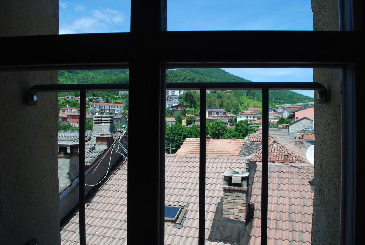 Ca Del Grano Hotel Bardi Bagian luar foto