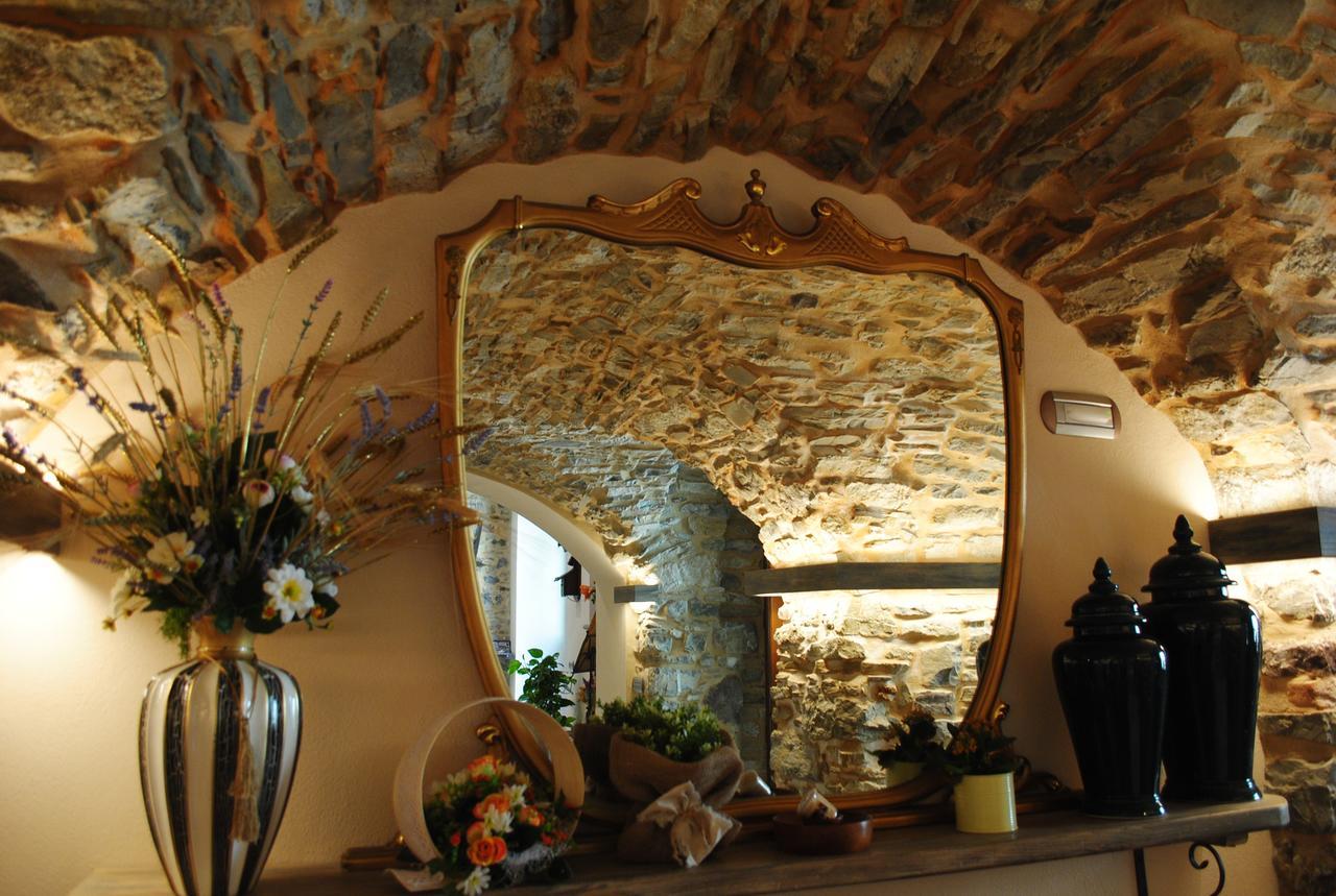 Ca Del Grano Hotel Bardi Bagian luar foto