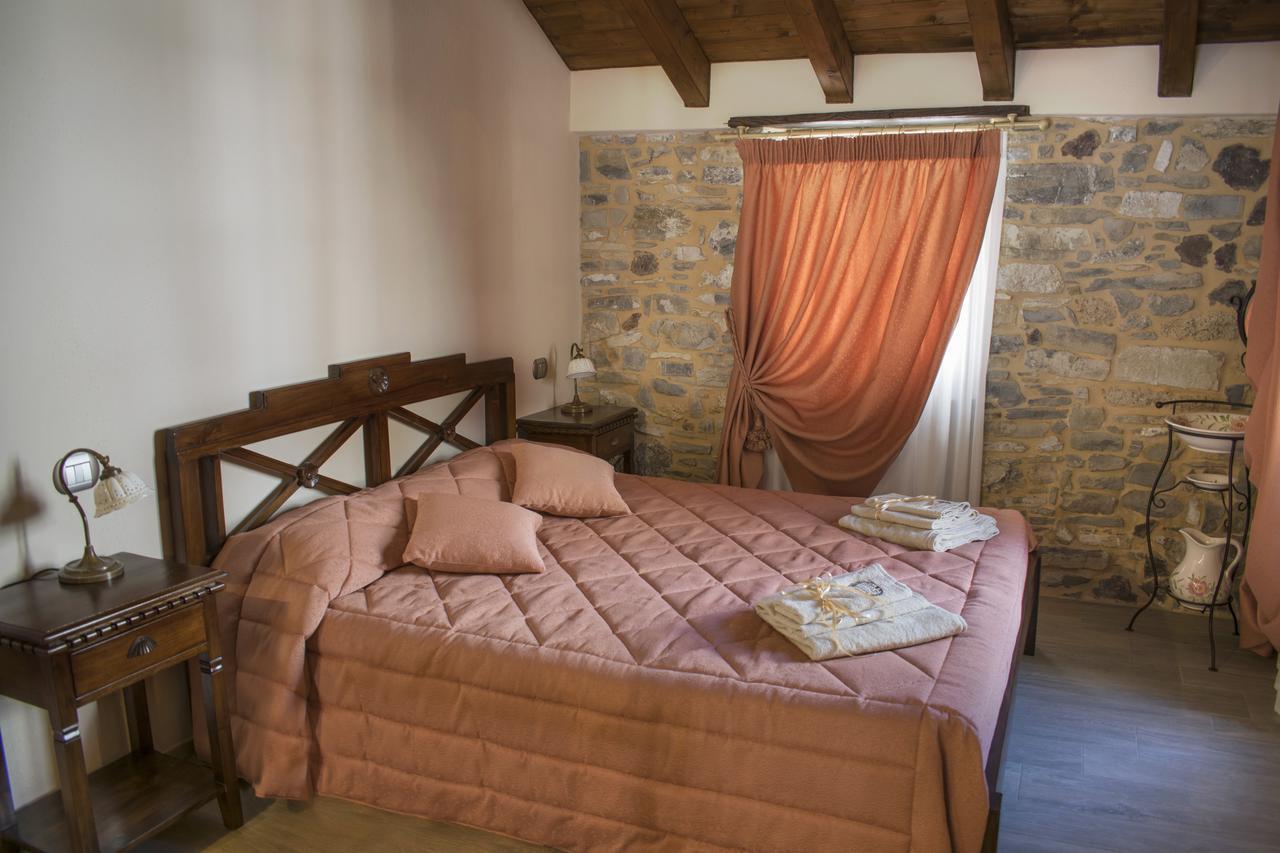 Ca Del Grano Hotel Bardi Bagian luar foto