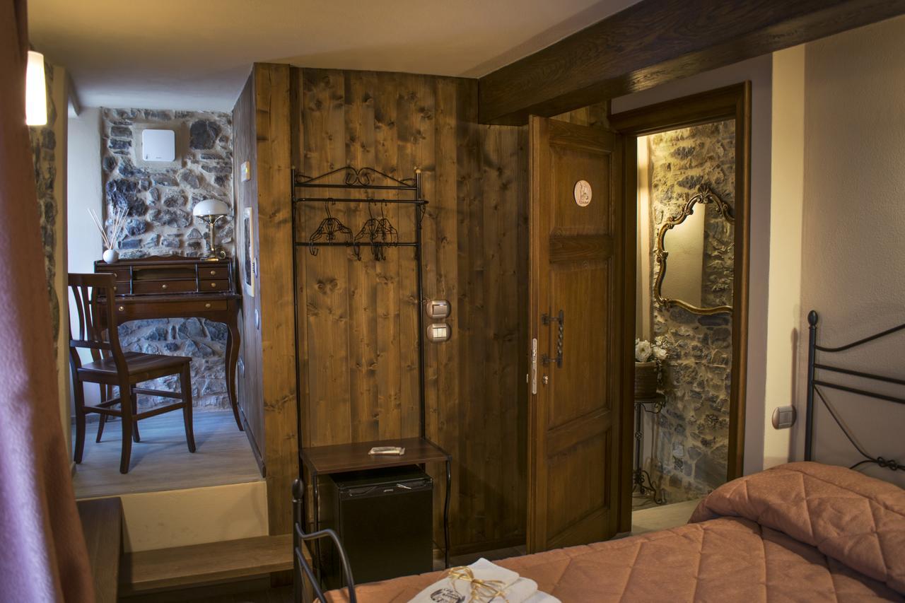 Ca Del Grano Hotel Bardi Bagian luar foto